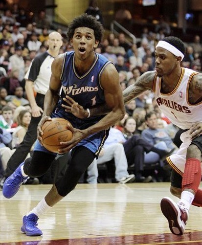 海港客战武里南联：海港3外援首发，李圣龙、杨世元出战（海港做客武里南联：三外援领衔首发，李圣龙、杨世元登场）