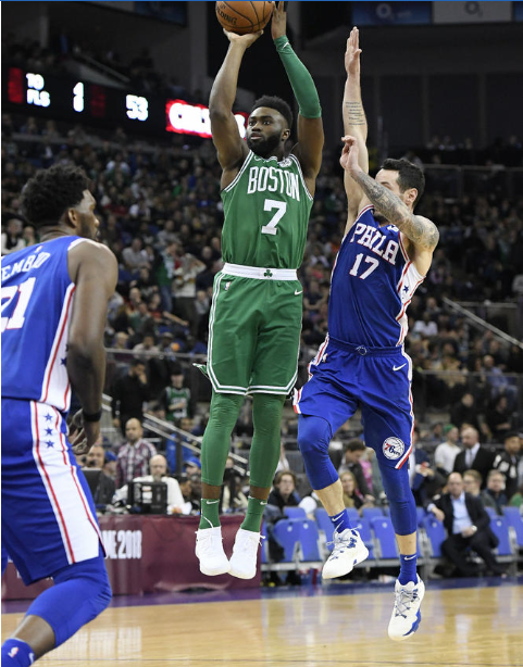 奥古斯托：蒂特是我经历过的最伟大教练，他能防守也能进攻（奥古斯托称蒂特为其生涯最佳主帅：攻守俱佳）