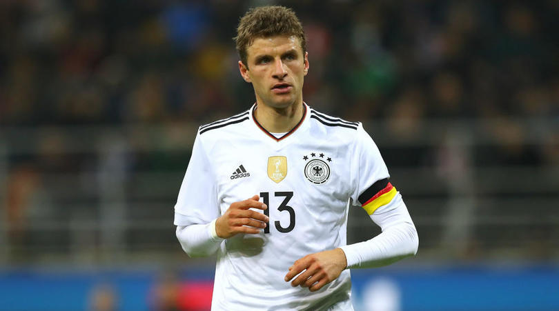 哀悼，一巴西18岁小将在家中因弟弟清理步枪时走火中弹身亡（悼念：巴西18岁小将家中意外中弹身亡，疑因弟弟清理步枪走火）